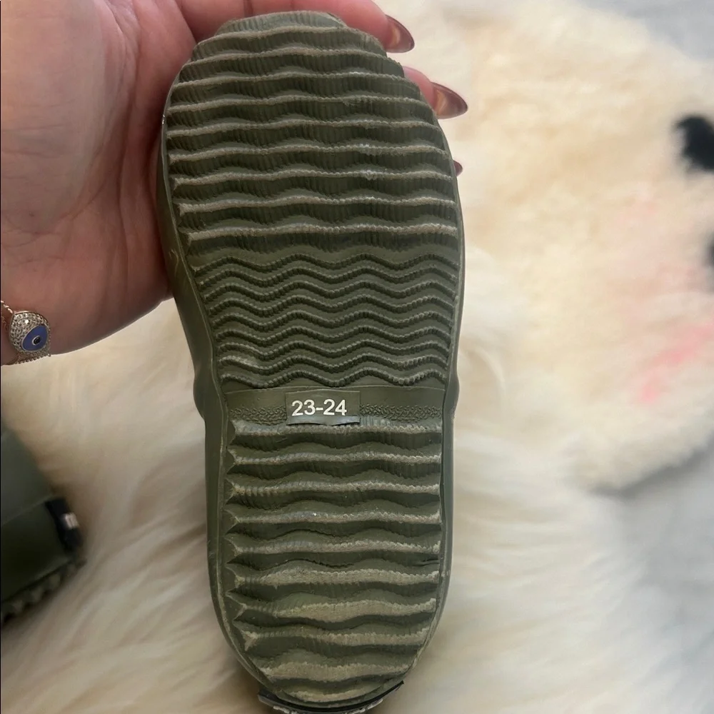 Nununu Kids Olive Toddler Rain Boots Sz 7